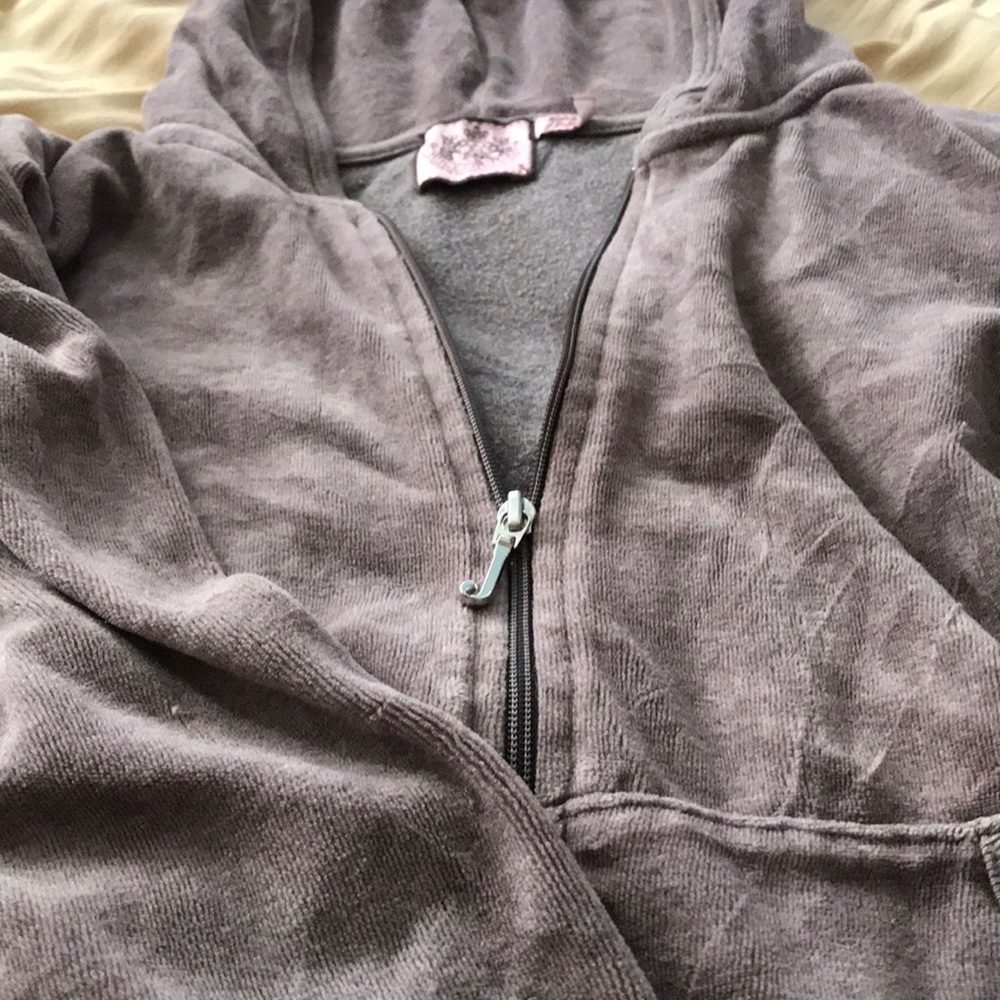 Sweater - Picture 3 of 7